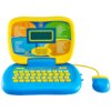 Zabawka laptop edukacyjny w kolorach niebieskim i żółtym z widoczną klawiaturą oraz myszką, na ekranie brak wyświetlanych treści. Na wewnętrznej stronie pokrywy znajduje się lista funkcji, m.in. "01 Litery", "21 Liczenie", "31 Usuwanie elementu", oraz logo "VTech".