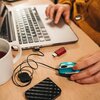 Mysz VERBATIM Go Mini Optical Travel Niebieski Dodatkowe informacje Chowany przewód USB