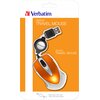 Opakowanie przedstawia pomarańczową mysz optyczną z logo "Verbatim" oraz zwijanym kablem USB. Na opakowaniu widnieje tekst: "Optical TRAVEL MOUSE", "SOURIS TRAVEL MOUSE" oraz "Retractable USB Cable Cable USB escamotable".