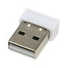 Na zdjęciu znajduje się zbliżenie na wtyczkę USB z białą plastikową obudową. Wtyczka ma metalową część z dwoma otworami i jest skierowana w stronę widza.