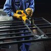 Szlifierka kątowa DEWALT DCG412M2-QW Wyposażenie Klucz