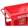 Czerwony wózek warsztatowy z metalową konstrukcją, posiadający uchwyt i dwie półki. Na boku wózka widoczne jest białe logo z napisem "YATO".
