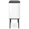 Kosz na śmieci uchylny BRABANTIA 313523 Bo Touch do segregacji, System Soft Touch, trzy wyjmowane wiadra 33L Biały Liczba komór 3