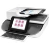 Skaner HP Digital Sender Flow 8500 fn2 z widocznym panelem dotykowym, na którym wyświetlane są ikony opcji skanowania, oraz wysuniętą klawiaturą. Na ekranie widoczne są opcje takie jak "Scan to Email", "Scan to Network Folder", "Scan to USB Drive", "Scan 