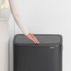 Kosz na śmieci BRABANTIA 223020 Bo Touch Bin 60L Czarny Typ Uchylny