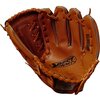 Brązowa rękawica baseballowa z widocznymi przeszyciami i sznurowaniem, na której znajduje się czarny napis "BEST SPORTING" oraz "HANDCRAFTED". Rękawica ma wyraźnie zaznaczone palce i otwór na dłoń.