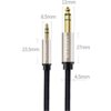 Na zdjęciu widoczny jest szary kabel z dwoma wtykami: jack 3.5 mm o długości 23.5 mm i średnicy 8.5 mm oraz TRS 6.35 mm o długości 27 mm i średnicy 11 mm, z napisem "UGREEN" na obu wtykach. Kabel ma plecioną osłonę o średnicy 4.5 mm.