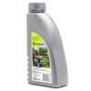 Szara butelka z olejem do kosiarki marki GREENSO, oznaczona etykietą z napisem "API SG/CD SAE 30 4-CYCLE ENGINE OIL" oraz zdjęciem kosiarki na tle zielonego trawnika. Pojemność butelki wynosi 600 ml, a na etykiecie znajduje się kod kreskowy i dodatkowe informacje o produkcie.