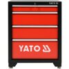 Czerwona szafka serwisowa z czterema szufladami, na której widoczne jest logo "YATO" w białym kolorze. Na górnej krawędzi znajduje się zamek z kluczem.