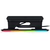 Czarna podstawka pod laptopa z podświetleniem RGB w kolorach czerwonym, żółtym, zielonym i niebieskim. Na górnej części widoczne jest logo producenta.