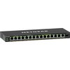 Czarny switch sieciowy z logo "NETGEAR" na górze, posiada 16 portów Ethernet oznaczonych numerami od 1 do 16, z opisem "Ports 1-15 PoE+ 30 Watts/port max." oraz wskaźnikami LED. Na lewym boku widoczne są napisy "Power" i "PoE Max" z diodami, a model urząd