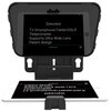 Czarny teleprompter z ekranem wyświetlającym tekst: "Desview T3 Smartphone/Tablet/DSLR Teleprompter Supports Ultra Wide Lens Patent design". Pod ekranem znajduje się uchwyt na urządzenie, a na dolnym ekranie widoczny jest odwrócony tekst.