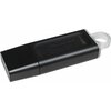 Czarny pendrive z napisem "Kingston" oraz oznaczeniem "32GB" w złotym kolorze, z przezroczystym uchwytem na końcu. Produkt ma prostokątny kształt z zaokrąglonymi krawędziami.
