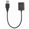 Czarny adapter audio z wtyczką USB-A połączoną kablem z prostokątnym modułem, na którym znajdują się dwa gniazda jack 3.5 mm. Na wtyczce USB widoczny jest symbol USB.