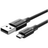 Na zdjęciu widoczny jest czarny kabel USB z końcówkami USB i Micro USB, z logo "UGREEN" na obu wtyczkach. Kabel ma gładką powierzchnię i jest przedstawiony na białym tle.