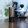Młynek do kawy COMANDANTE C40 MK4 Nitro Blade Liquid Amber Pojemność [g] 40