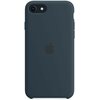 Etui silikonowe w kolorze ciemnoniebieskim, przeznaczone do modeli iPhone 7/8/SE 2020/SE 2022, z widocznym logo producenta w centralnej części. W górnym rogu znajduje się wycięcie na aparat i lampę błyskową.