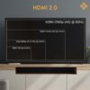 Na zdjęciu widoczny jest ekran z napisem "HDMI 2.0" oraz różnymi rozdzielczościami i częstotliwościami odświeżania: "4096×2160p (4K) @ 60Hz", "2560×1440p (2K) @ 144Hz", "920×1080p (Full HD) @ 240Hz", "1280×720 @ 240Hz". W prawym górnym rogu znajduje się l