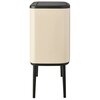 Kosz na śmieci BRABANTIA Bo Touch Bin 201585 34L Beżowy Materiał Stal szlachetna