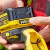 Podkaszarka akumulatorowa STANLEY SFMCST933M1 Wyposażenie Żyłka