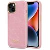 Różowe etui na telefon z kolekcji Croco ma teksturę przypominającą skórę krokodyla i złote logo "Guess" w dolnej części. Obok etui widoczny jest telefon z kolorowym ekranem.