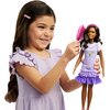Lalka Barbie Moja pierwsza Barbie Brooklyn Roberts HLL20 Załączone wyposażenie Opaska do włosów