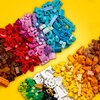 LEGO 11029 Classic Kreatywny zestaw imprezowy Liczba elementów [szt] 900