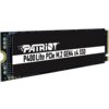 Na zdjęciu widoczny jest dysk SSD z napisem "PATRIOT P400 Lite PCIe M.2 GEN4 x4 SSD" na czarnym tle. Dysk ma formę prostokątnej płytki z widocznymi elementami elektronicznymi.