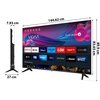 Telewizor z ekranem o przekątnej 65 cali, z systemem Vidaa, wyświetla aplikacje takie jak Netflix, YouTube, Disney+, Prime Video, CDA, Rakuten TV, GONET.TV, CHILI, NBA, FIFA+, UEFA.TV, polsat go, deezer i NFL Game Pass. Wymiary telewizora to 144,62 cm szerokości, 89,9 cm wysokości, 7,93 cm głębokości, a podstawa ma długość 27 cm.