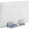 Srebrny stojak do laptopa z regulowanym pokrętłem, na którym umieszczony jest zamknięty laptop. Produkt wykonany z metalu, o minimalistycznym designie.