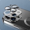 Przedstawione zdjęcie ukazuje czarne etui TECH-PROTECT MagShine Magsafe do Apple iPhone 12 Pro, z wyraźnie widocznymi wycięciami na obiektywy aparatu. Na etui znajduje się również okrągły wzór, który sugeruje kompatybilność z technologią MagSafe.