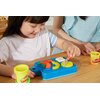 Ciastolina PLAY-DOH Starters Mały kucharz F69045L0 Zawartość zestawu 2 naczynia