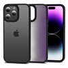Czarne, matowe etui TECH-PROTECT MagMat do Apple iPhone 15 Pro jest przedstawione na zdjęciu, ukazując zarówno przód, jak i tył telefonu. Na etui widoczne jest logo w kształcie nadgryzionego jabłka.