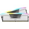 Dwa moduły pamięci RAM z serii Vengeance RGB, z widocznym napisem "VENGEANCE" na czarnym tle oraz oznaczeniem "DDR5" na białej powierzchni, posiadające podświetlenie RGB na górnej krawędzi. Moduły mają wzór trójkątów na obudowie i złote piny na dolnej kra