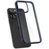 Na zdjęciu widoczne jest etui na telefon w kolorze niebieskim, z przezroczystym tyłem, przez który widać logo producenta telefonu. Na etui znajduje się napis "Spigen", a na ekranie telefonu widoczny jest czas "02:45" oraz data "MAR 9".