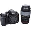 Aparat fotograficzny Sigma z dekielkiem na obiektywie oraz osobny obiektyw z widocznymi oznaczeniami "70-300mm 1:4-5.6" i "SIGMA APO DG". Na korpusie aparatu widoczne są napisy "SIGMA", "SD15" oraz "X3 FOVEON".
