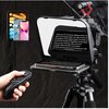Na zdjęciu znajduje się teleprompter ULANZI RT02 zamontowany na statywie, z widocznym tekstem na ekranie: "Thank you for choosing a teleprompter from Ulanzi. The teleprompter can help you to solve the problem of forgetting words easily when you are shooti