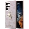 Etui w kolorze różowym z wzorem 4G i dużym metalowym logo w kolorze złotym. Na dole widoczny jest napis "GUESS".