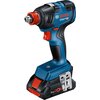 Na zdjęciu widoczna jest niebiesko-czarna wkrętarka z czerwonymi akcentami, z logo "BOSCH Professional" oraz napisem "ProCORE18V" na akumulatorze. Urządzenie posiada metalowy klips z boku oraz czerwony element przy uchwycie.