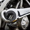 Klucz płasko-oczkowy NEO TOOLS 09-266 19 mm z grzechotką Załączona dokumentacja Karta gwarancyjna