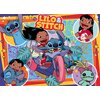 Na obrazku znajduje się kolorowa ilustracja z postaciami z "Lilo & Stitch", przedstawiająca je w dynamicznej scenie na motocyklu, otoczonej tropikalnymi liśćmi i gwiazdkami. W tle widoczne są dodatkowe postacie w okrągłych ramkach oraz napis "LILO & STITC