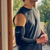 Masażer THERABODY TB02764-01 RecoveryPulse Arm (Rozmiar XL) Wyposażenie Ładowarka
