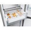 Lodówka CANDY CNCQ4T618DX Fresco 500 No Frost 185cm Inox Kolor / wykończenie boków Inox