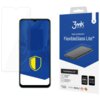 Opakowanie produktu "3mk Protection FlexibleGlass Lite" znajduje się obok smartfona z nałożonym szkłem ochronnym, na ekranie którego widoczna jest niebieska tarcza. Na opakowaniu widnieje napis: "basic protection FlexibleGlass Lite™", a poniżej informacje