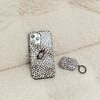 Etui na słuchawki BURGA Almond Latte do Apple AirPods 3 Beżowo-czarny Kompatybilność Apple AirPods 3 gen
