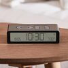 Budzik LEXON Flip Classic Czarny Wyposażenie Kabel usb - usbc