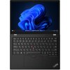 Czarny laptop z otwartym ekranem, na którym widoczny jest niebieski motyw systemu Windows 11. Klawiatura posiada charakterystyczny czerwony trackpoint, a w prawym dolnym rogu znajduje się logo "ThinkPad".