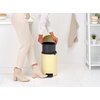 Kosz na śmieci BRABANTIA 233807 NewIcon 12 L Żółty Typ Pedałowy