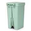 Kosz na śmieci BRABANTIA 800320 StepUp 16L Jasnozielony Rodzaj wykończenia Tworzywo sztuczne