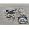 LEGO 10300 ICONS Wehikuł czasu z „Powrotu do przyszłości” Bateria w zestawie Tak